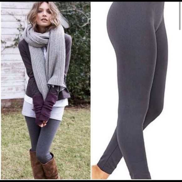 π Host Pick π Comfy Fleece Lined Leggings - Picture 3 of 9